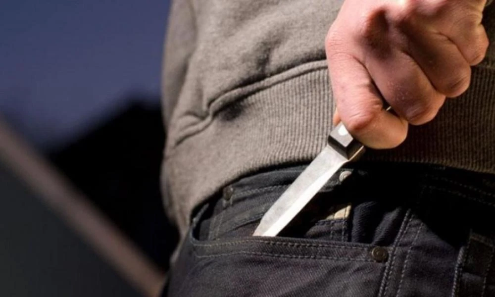 Χανιά: Απείλησαν γυναίκα με μαχαίρι και την λήστεψαν